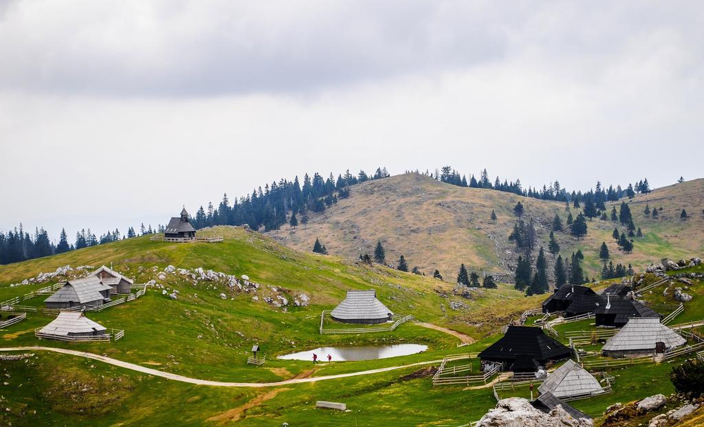 Chalet Tisa Velika Planina Stahovica Rum bild